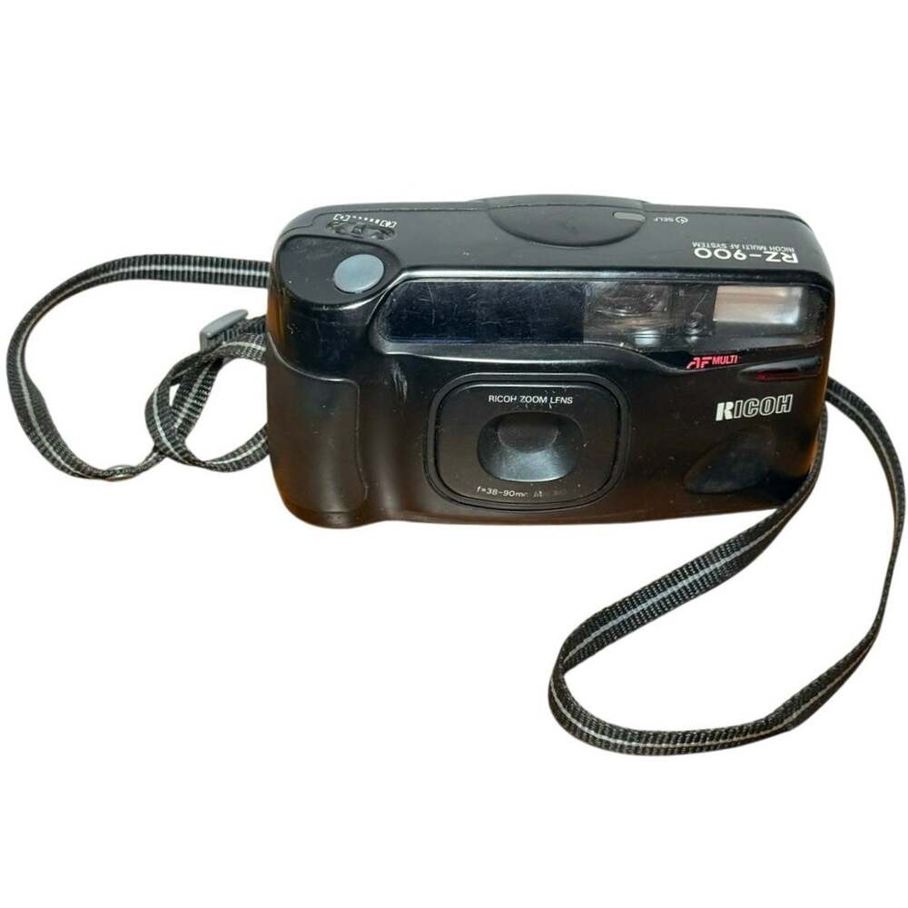 Ricoh RZ-900 Multi AF System 35mm Point & Shoot Film Camera 38-90mm Macro